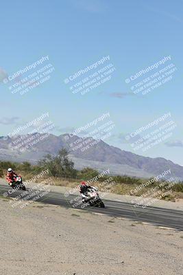 media/Nov-16-2025-Race Pace (Sun) [[8c5fa54630]]/Verified Riders/4-Turn 3 Inside (1050am)/